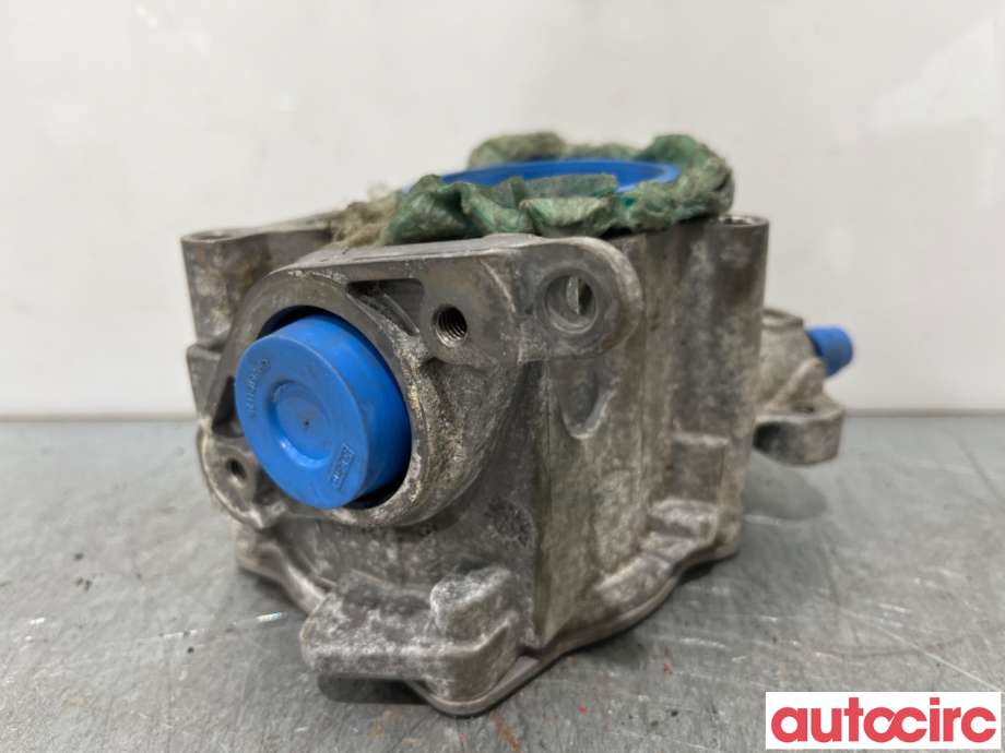 Vakuumpumpe til Audi A4 2007-2014 (Type IV) (B8) (B8) (AUDI|06J145100F||06J145100AC)
