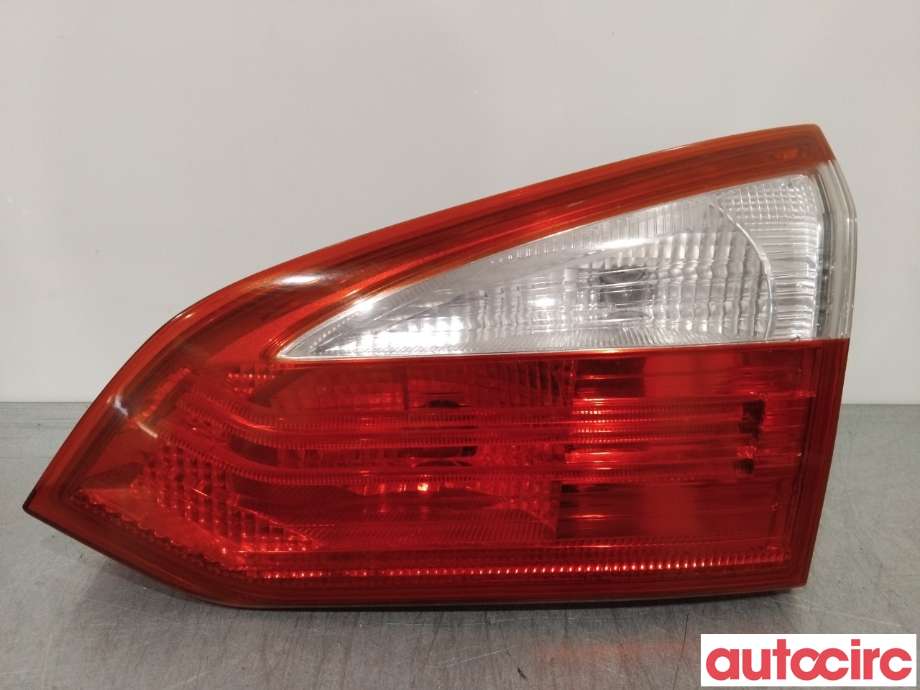 Baklykt høyre indre til Ford Focus, 2011-2014 (Type III, Fase 1)  (FORD|1775996)