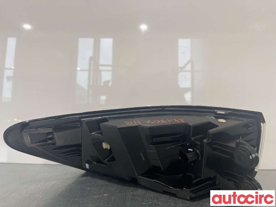 Baklykt høyre til VW ID.4 2020-->>  (VOLKSWAGEN|11A945096)