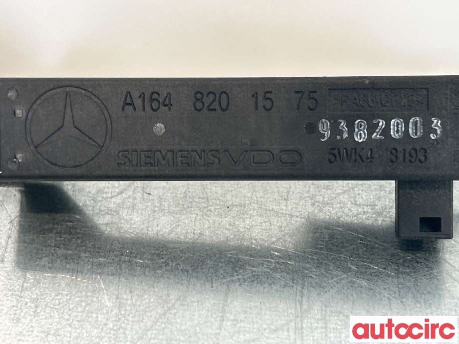 Antenne forsterker til Mercedes GLK 2008-2015 (X204) (X204) (MERCEDES|A1648201575)