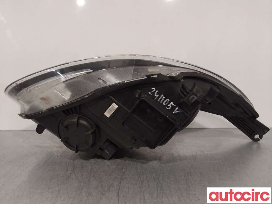Frontlykt venstre halogen til Ford Focus 2011-2014 (Type III, Fase 1)  (FORD|1873935|BM51-13W030-RB)