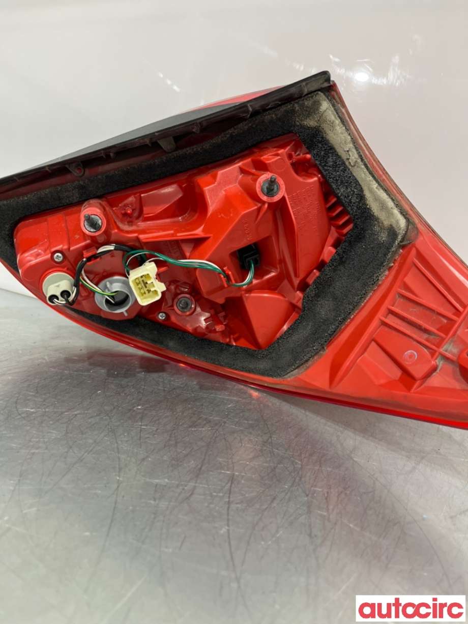 Baklykt venstre til Toyota RAV4 2009-2013 (Type III, Fase 2)  (TOYOTA|8156142120|)