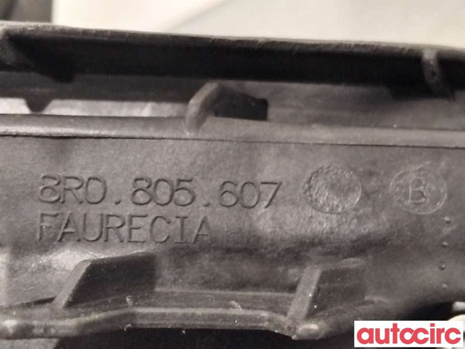 Frontlyktering venstre til Audi Q5 2008-2012 (Type I, Fase 1)  (AUDI|8R0805607B|)