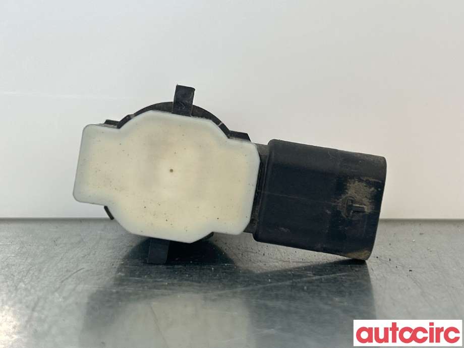 Parkeringssensor foran til BMW 3-Serie 2012-2018 (F30/F31/F34) (F30/F31/F34) (BMW|66209261587|9261587)