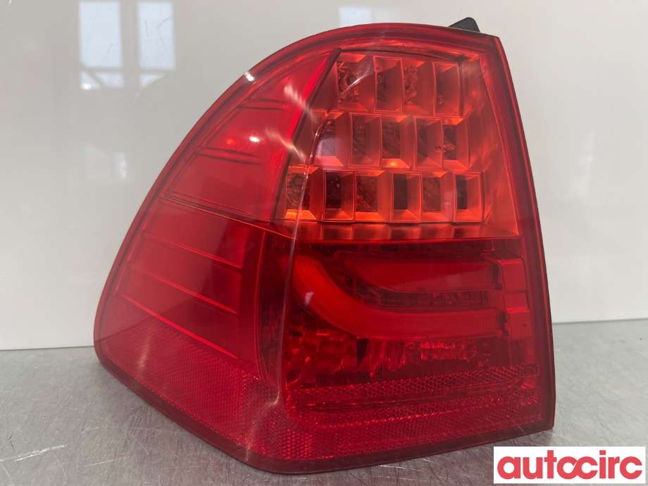 Baklykt venstre til BMW 3-Serie, 2005-2011 (E90/E91/E92/E93) (E90/E91/E92/E93) (BMW|63217289431)
