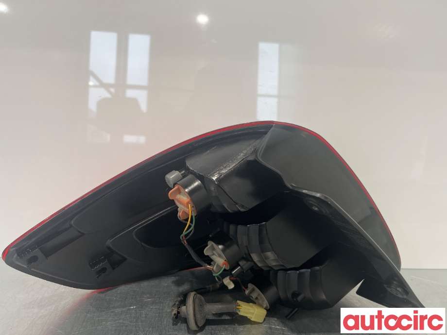 Baklykt høyre til Suzuki SX4 2009-2013 (Type I, Fase 2)  (SUZUKI|35650-79J00)