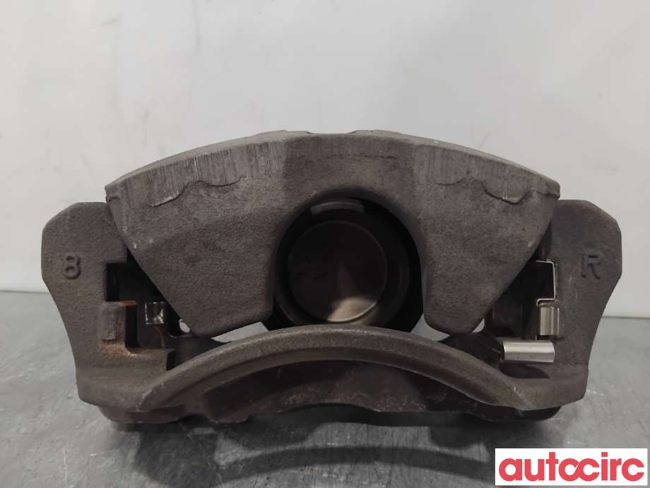 Bremsecaliper høyre foran til Toyota Hiace 2007-2012 (Fase 3)  (TOYOTA|4773026132|)