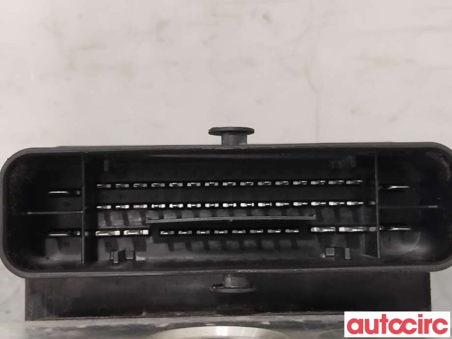 ABS sentral til VW Passat 2015-2019 (Fase 1) (B8) (B8) (VOLKSWAGEN|5Q0614517BL|100916-03803|5Q0614517DB)
