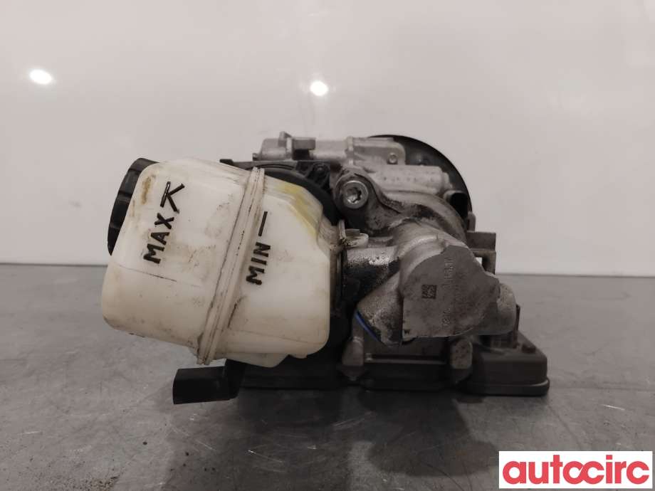 Bremsekraft-forsterker til VW Passat 2015-2019 (Fase 1) (B8) (B8) (VOLKSWAGEN|5QE614105AT|0204N00140|5QE614105AQ)