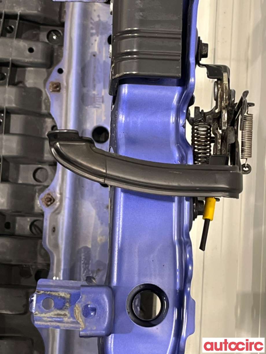 Frontplate til Subaru Trezia 2011-2013  (5320552110|)