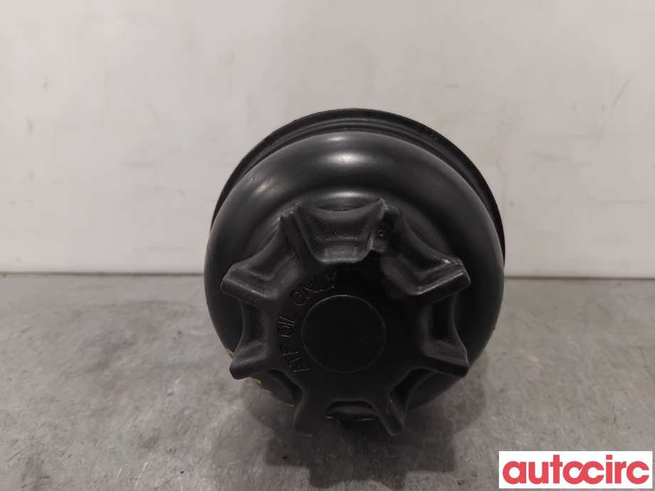Servo oljebeholder til BMW 5-Serie 1996-2003 (E39) (E39) (BMW|32416851217|)