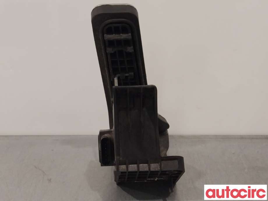 Pedal gass til Mercedes GLK 2008-2015 (X204) (X204) (MERCEDES|A2043001000|A2043000304)