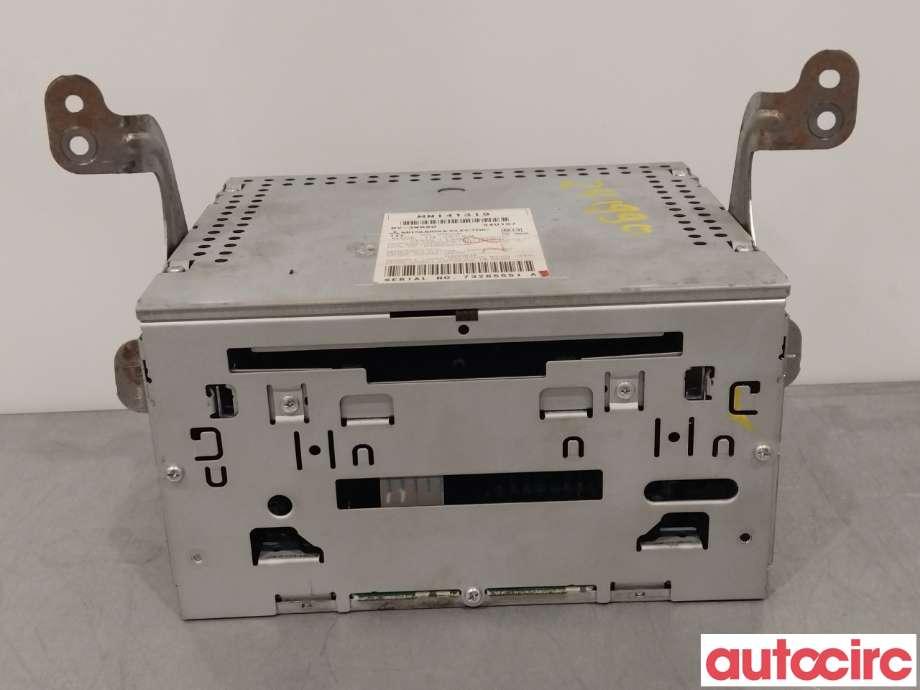Bilstereo til Mitsubishi Outlander, 2007-2010 (Type II, Fase 1)  (MITSUBISHI|8701A225)