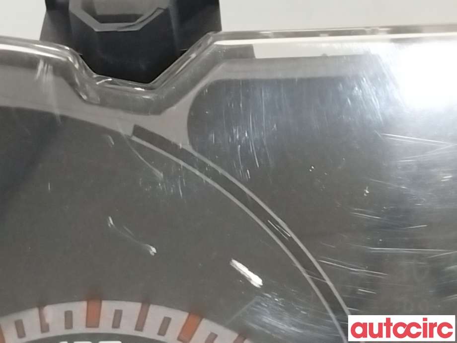 Instrumentpanel til Mitsubishi Outlander 2007-2010 (Type II, Fase 1)  (MITSUBISHI|8100A115)