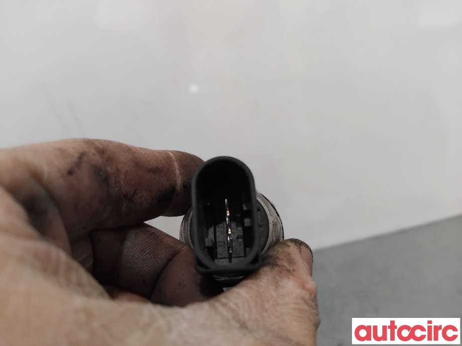 Dyseskinne (fuelrail) til Mercedes C-Klasse 2007-2011 (Fase 1) (W204) (W204) (MERCEDES|A6510700495|R9144Z240A|A6510700700)