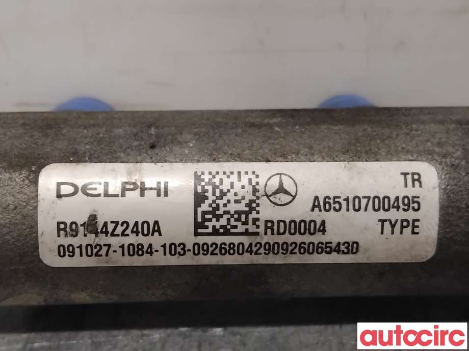 Dyseskinne (fuelrail) til Mercedes C-Klasse 2007-2011 (Fase 1) (W204) (W204) (MERCEDES|A6510700495|R9144Z240A|A6510700700)