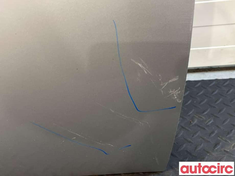 Dør høyre foran til BMW 3-Serie 2005-2011 (E90/E91/E92/E93) (E90/E91/E92/E93) (BMW|41515A2A386)