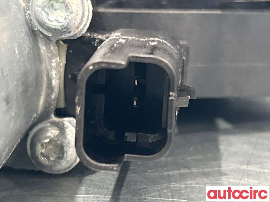 Ruteheis høyre foran til Peugeot 308 2021-->> (Type III) (PEUGEOT|9830815180)