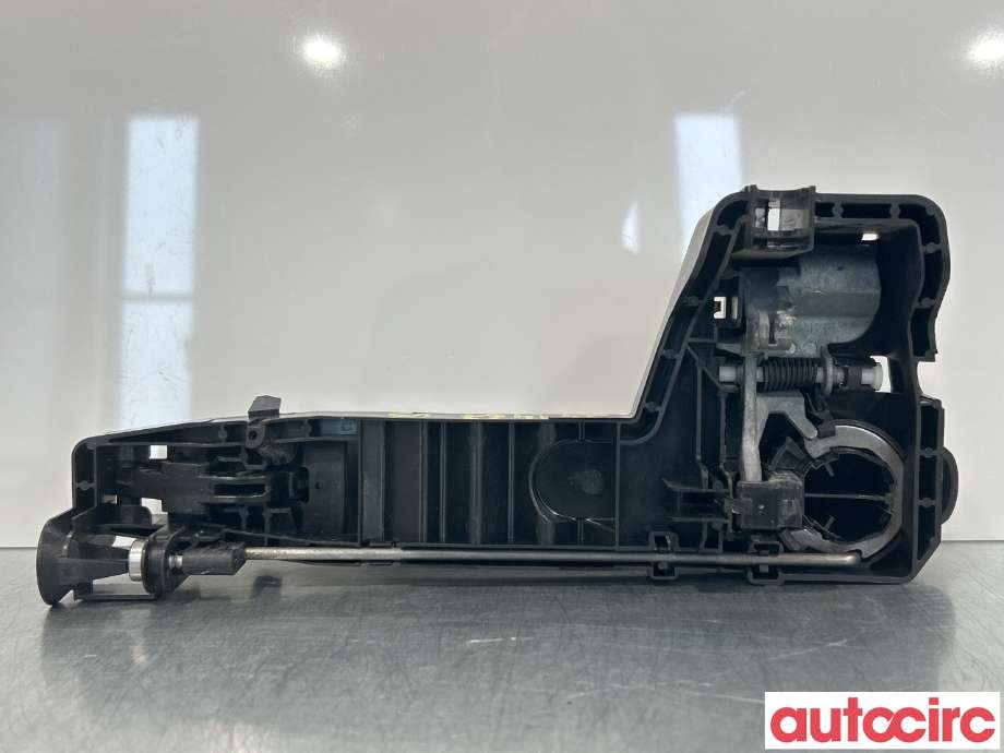 Dørhåndtak utv venstre bak til Mercedes Vito 2014-->> (W447) (W447) (MERCEDES|A4477600159|A4477600034)
