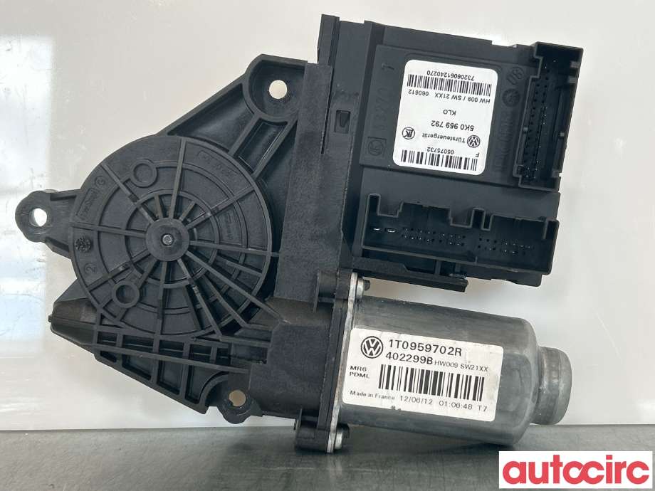 Ruteheis høyre foran til VW Caddy 2010-2015 (Type III, Fase 2)  (VOLKSWAGEN|1T0959702S|1T0959702R)