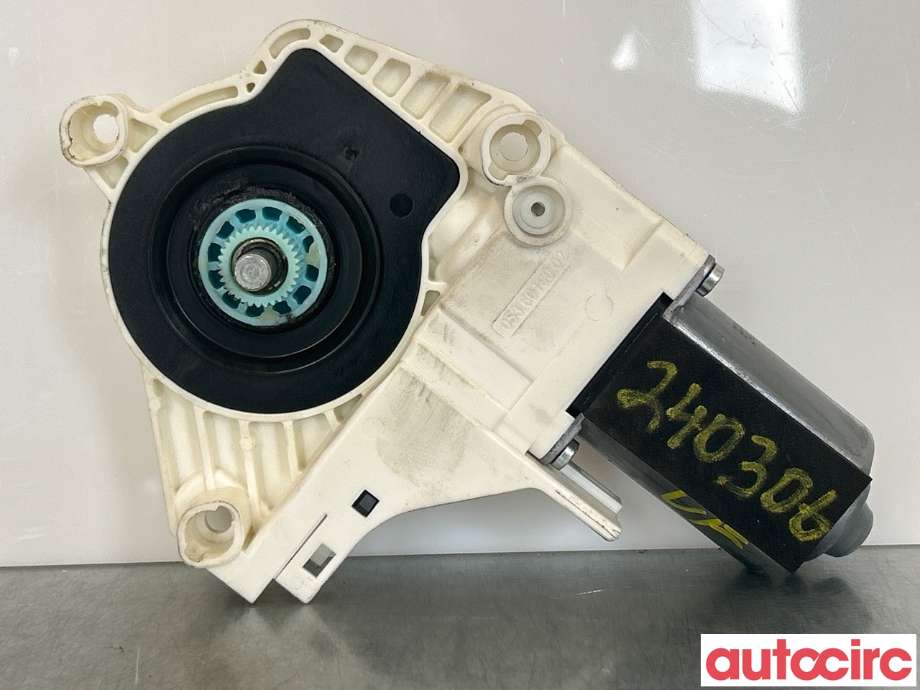 Ruteheis venstre foran til Audi A4 2007-2014 (Type IV) (B8) (B8) (AUDI|8T0959801B|1101-A66634-110|8T0959801A)