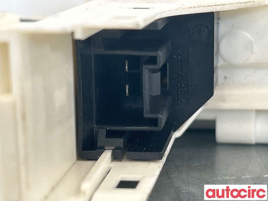 Ruteheis venstre foran til Audi A4 2007-2014 (Type IV) (B8) (B8) (AUDI|8T0959801B|1101-A66634-110|8T0959801A)