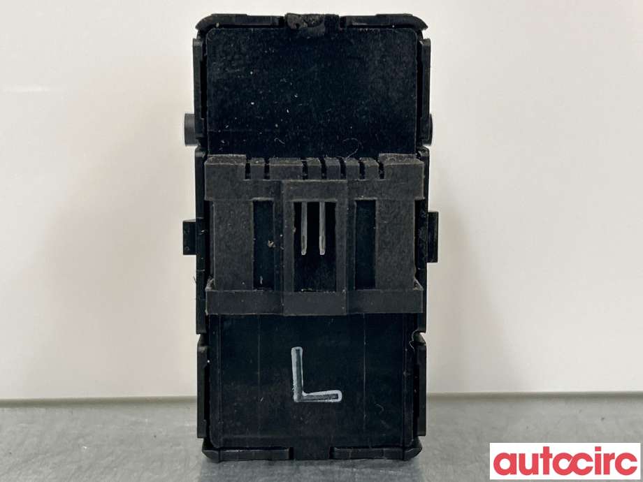 Bryterpanel førersete til Subaru Outback 2009-2014 (Type IV)  (SUBARU|83048AJ010|)