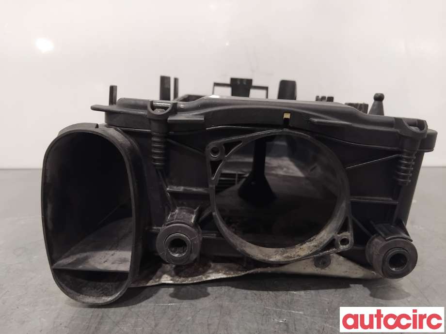 Luftfilterboks til Mercedes GLK 2008-2015 (X204) (X204) (MERCEDES|A6510902001|)