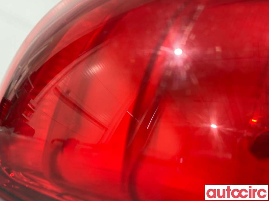Baklykt høyre indre til Peugeot 4008 2012-2017  (PEUGEOT|1607700080||226-37168)
