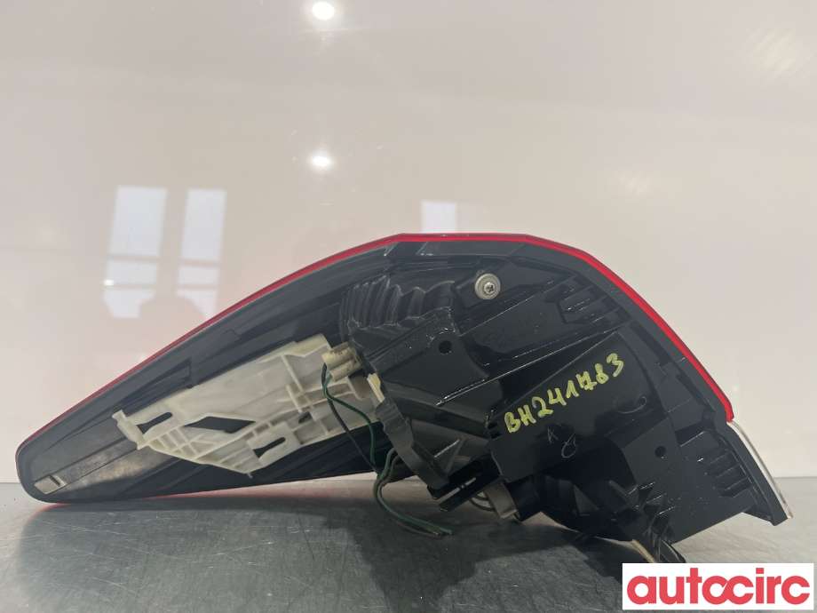 Baklykt høyre til Subaru Outback 2009-2014 (Type IV) (SUBARU|84912AJ090)