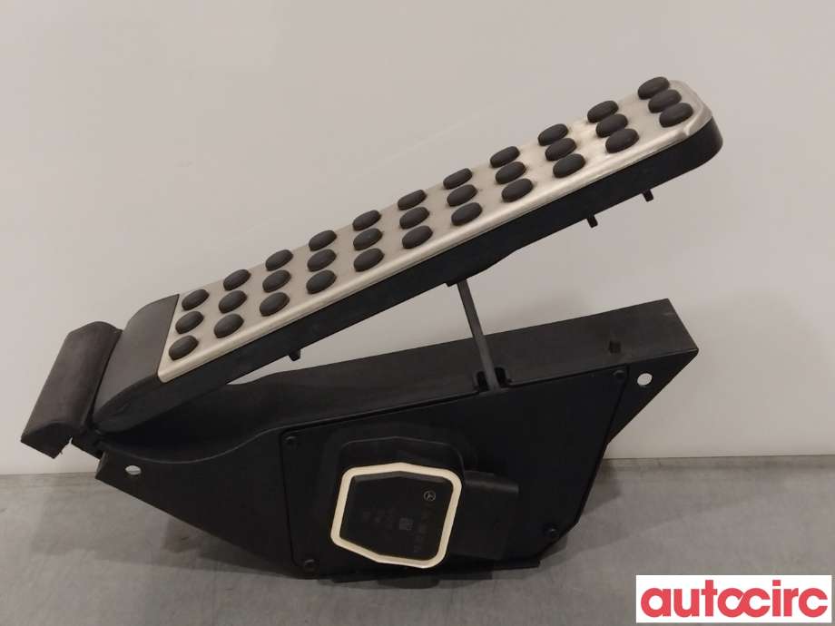 Pedal gass til Mercedes CLS 2011-2017 (C218) (C218) (MERCEDES|A2223001100|A2043000204)