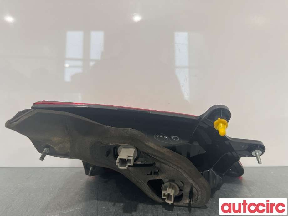 Baklykt høyre indre til Subaru Outback 2009-2014 (Type IV)  (SUBARU|84912AJ250)