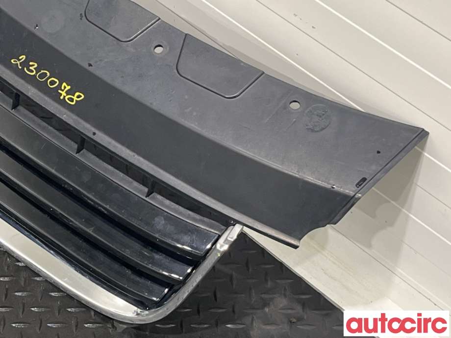 Grill til VW Transporter / Caravelle 2003-2009 (Fase 1) (T5) (T5) (VOLKSWAGEN|7E0853601|)