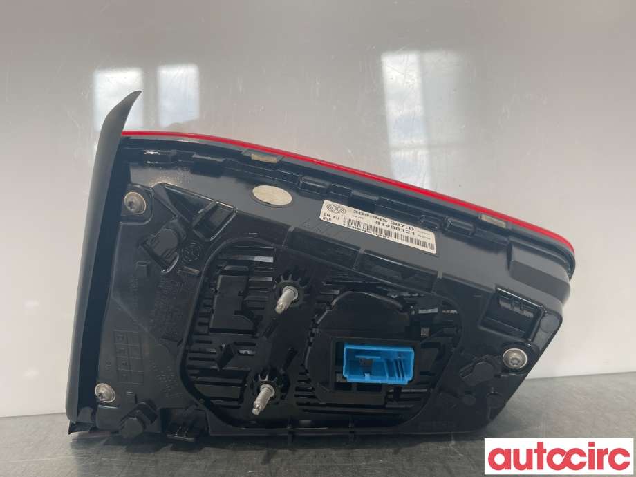 Baklykt venstre indre til VW Passat 2015-2019 (Fase 1) (B8) (B8) (VOLKSWAGEN|3G9945307D)