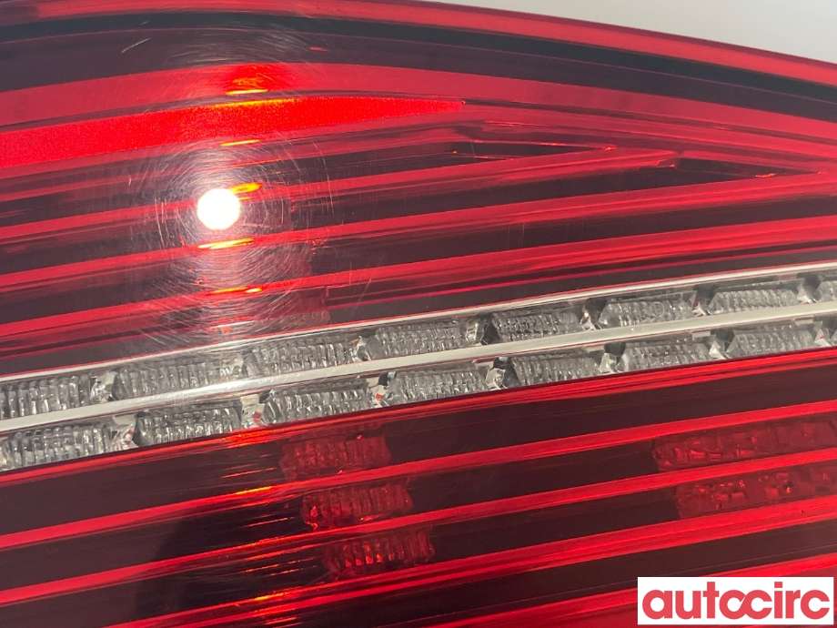 Baklykt høyre indre til VW Passat 2015-2019 (Fase 1) (B8) (B8) (VOLKSWAGEN|3G9945308E)