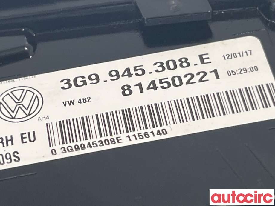 Baklykt høyre indre til VW Passat 2015-2019 (Fase 1) (B8) (B8) (VOLKSWAGEN|3G9945308E)