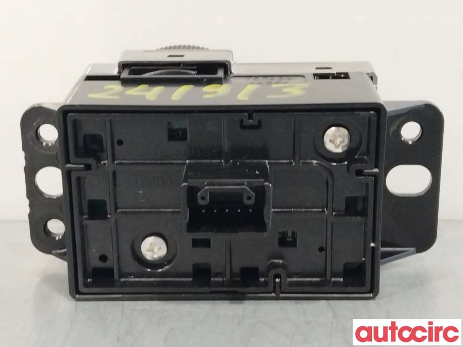 Bryter diverse til Suzuki Vitara 2015-->> (Type IV)  (SUZUKI|37790-61M00|)