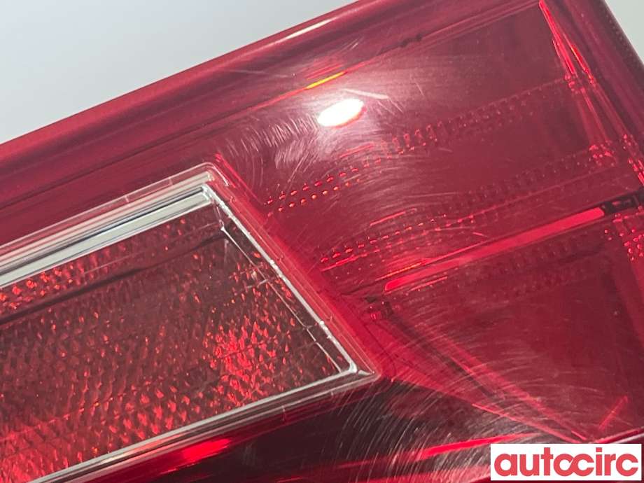 Baklykt venstre indre til Toyota Auris 2013-2015 (Type II, Fase 1)  (TOYOTA|8159102490)