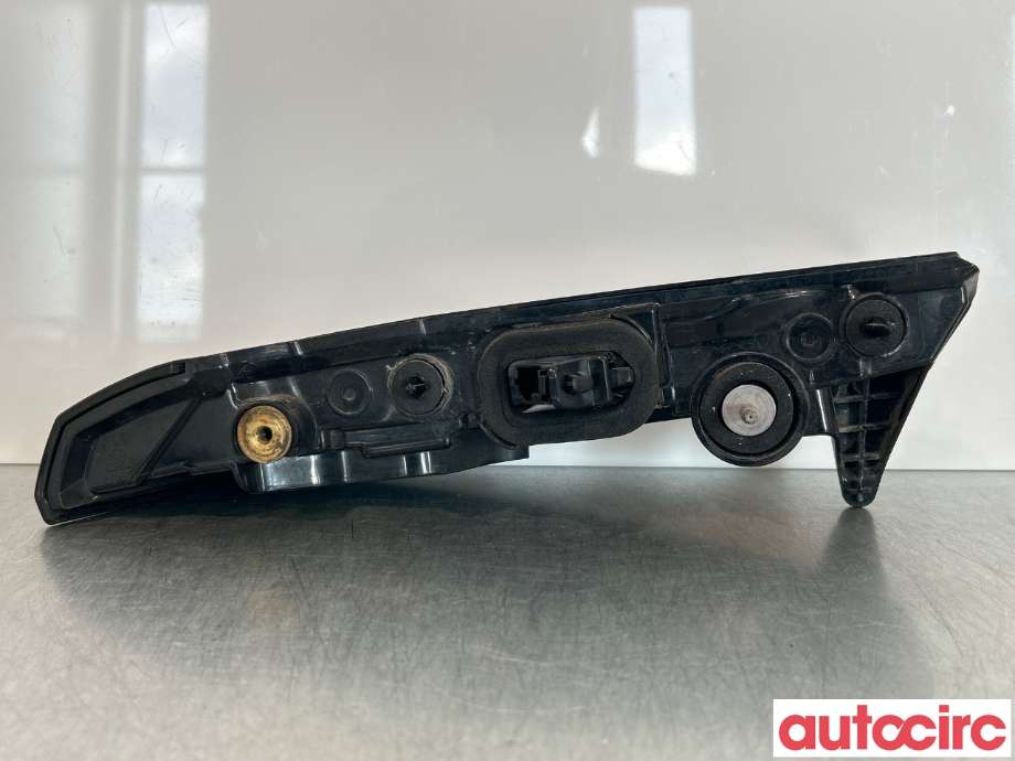 Baklykt høyre indre til Citroën C4, Spacetourer 2019-->>  (CITROEN|9831120580)