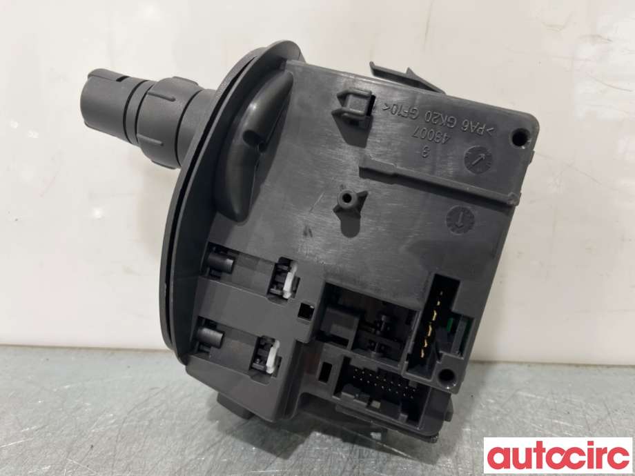 Bryter visker til Renault Kangoo 2008-2021 (Type II) (RENAULT|8201590631|)