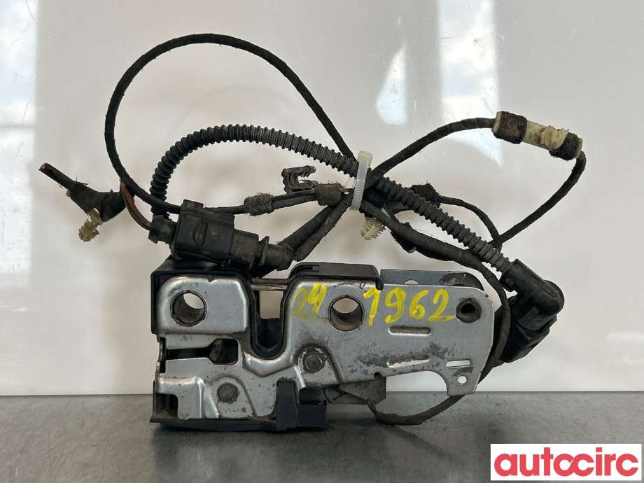 Panserlås til VW Passat 2011-2015 (B7) (B7) (VOLKSWAGEN|3AB823509A|)