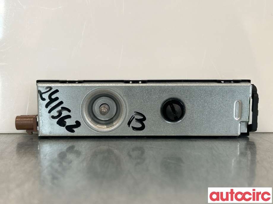 Antenne forsterker til Mercedes EQE 2022-->>  (MERCEDES|A2239053708)