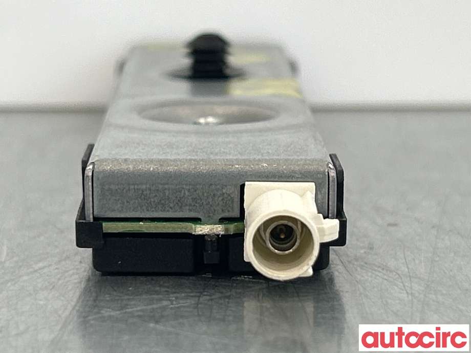 Antenne forsterker til Mercedes GLC 2015-2022 (X253) (X253) (MERCEDES|A2229055804)