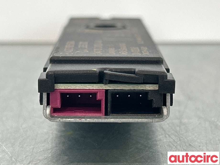 Antenne forsterker til Mercedes GLC 2015-2022 (X253) (X253) (MERCEDES|A2229055804)