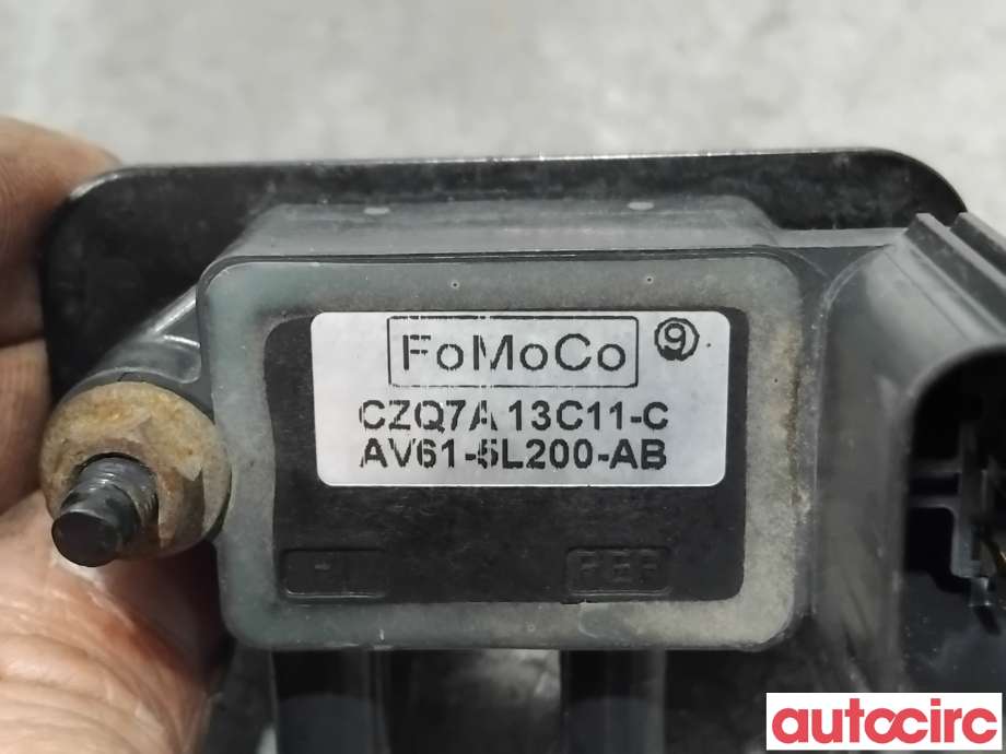 Diverse deler til Volvo V60 2010-2013 (Type I, Fase 1)  (VOLVO|31319635||AV61-5L200-AB)