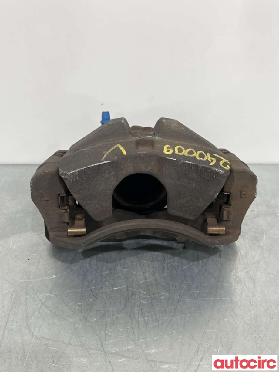 Bremsecaliper venstre foran til Toyota Hiace 2007-2012 (Fase 3)  (TOYOTA|4775026132|)