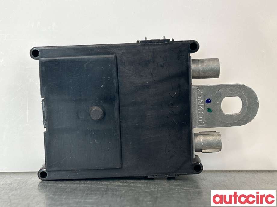 Antenne forsterker til Mercedes GL 2006-2012 (X164) (X164) (MERCEDES|A1648701789|A1648701089)