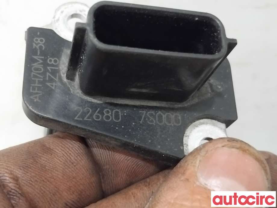 Luftmengde/luftmassemåler til Nissan Pathfinder 2005-2010 (Fase 1) (R51) (R51) (NISSAN|226807S000|AFH70M-38)