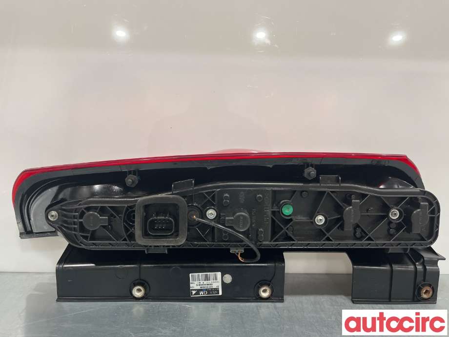 Baklykt venstre til Opel Combo D 2012-2018  (OPEL|95513787|00519248460)