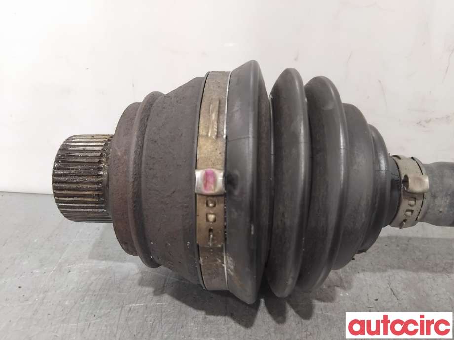 Drivaksel høyre foran til Audi A6 2011-2014 (Type IV, Fase 1) (C7) (C7) (AUDI|4G0407271F|A1C|8R0407271C)